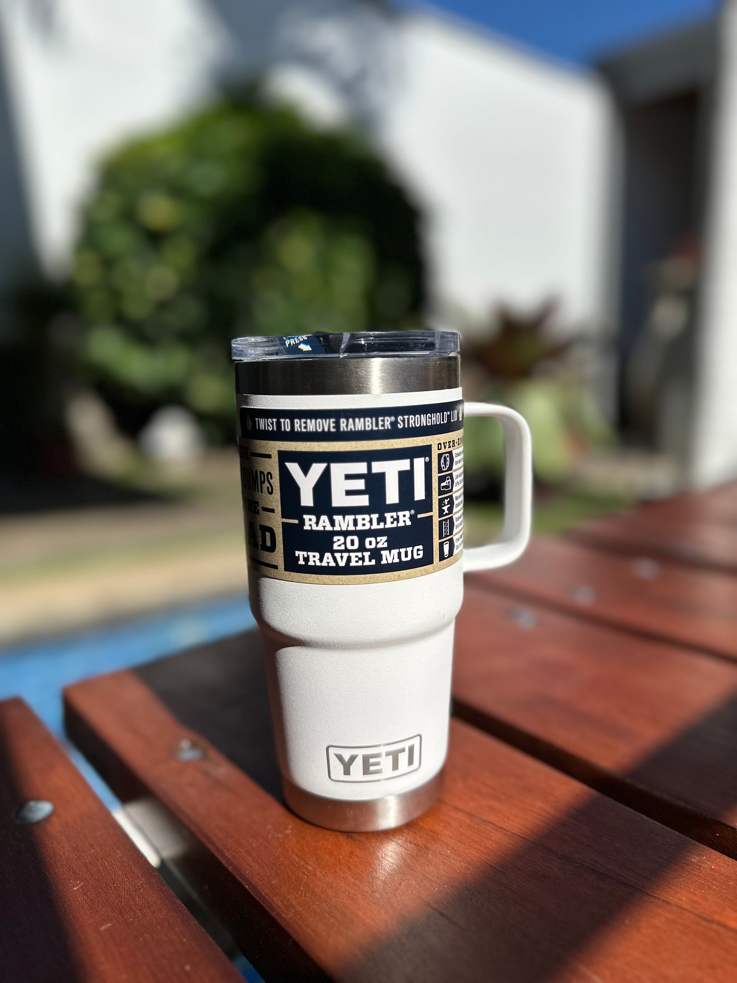 Vaso Yeti 20oz Travel Mug